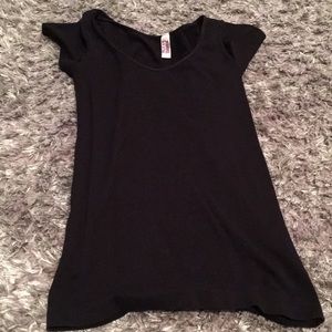 GOOD CONDITION. Black stretchy shirt